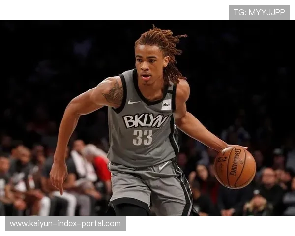 克拉克斯顿28分10篮板4助攻 篮网中锋创赛季新高 克拉克斯顿28分10篮板4助攻 篮网中锋创赛季新高