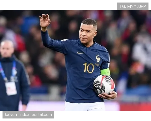 法国姆巴佩核心攻击手定位 个人突破能力与团队配合需更好平衡